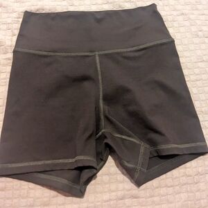 Fleo true high shorts